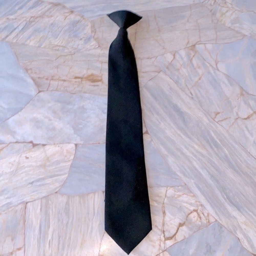 WOLFMARK - BRAND NEW BLACK CLIP ON TIE